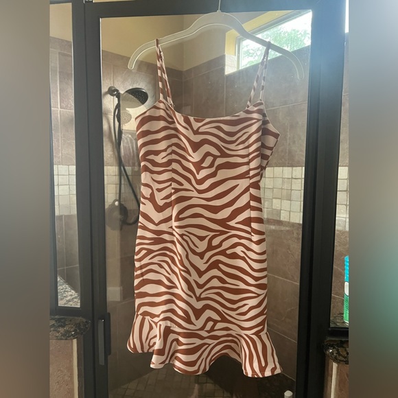 Lovers + Friends Mini Zebra Dress S Worn once $50 - Picture 3 of 3